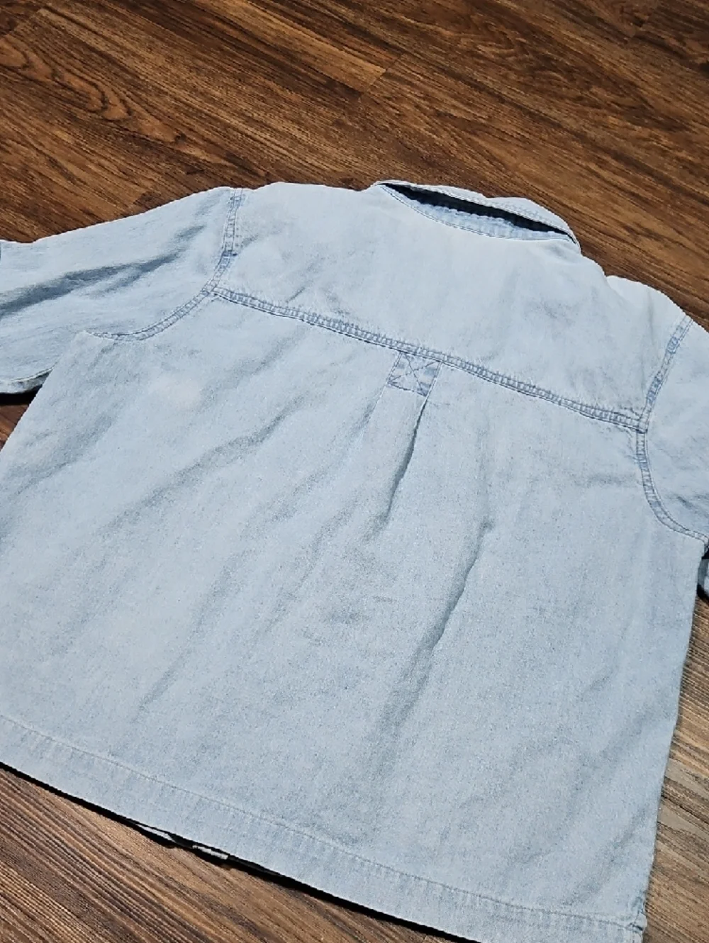 Vintage Light Wash Denim Button-Down Shirt with Cardinal Embroidery, Size Large - Picture 11 of 13